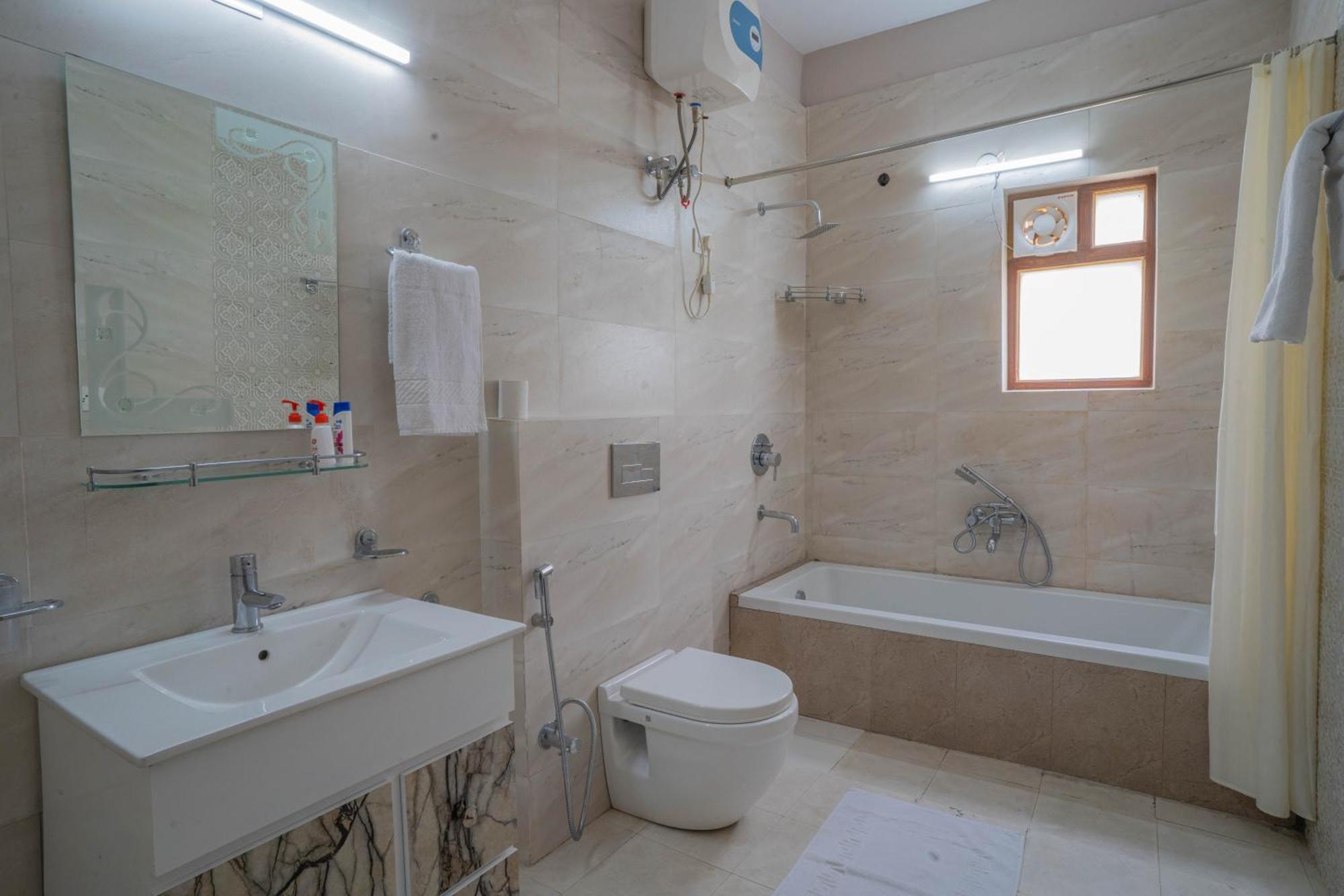 Hostie Sahasrara-3Bhk Chalets, Majkhali, Ranikhet Bagian luar foto