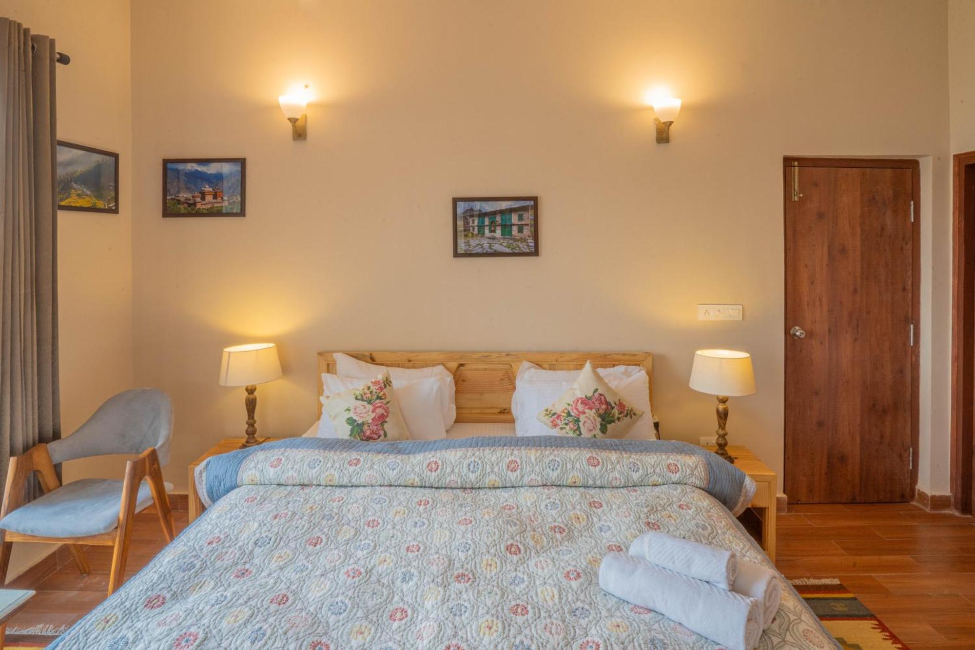 Hostie Sahasrara-3Bhk Chalets, Majkhali, Ranikhet Bagian luar foto